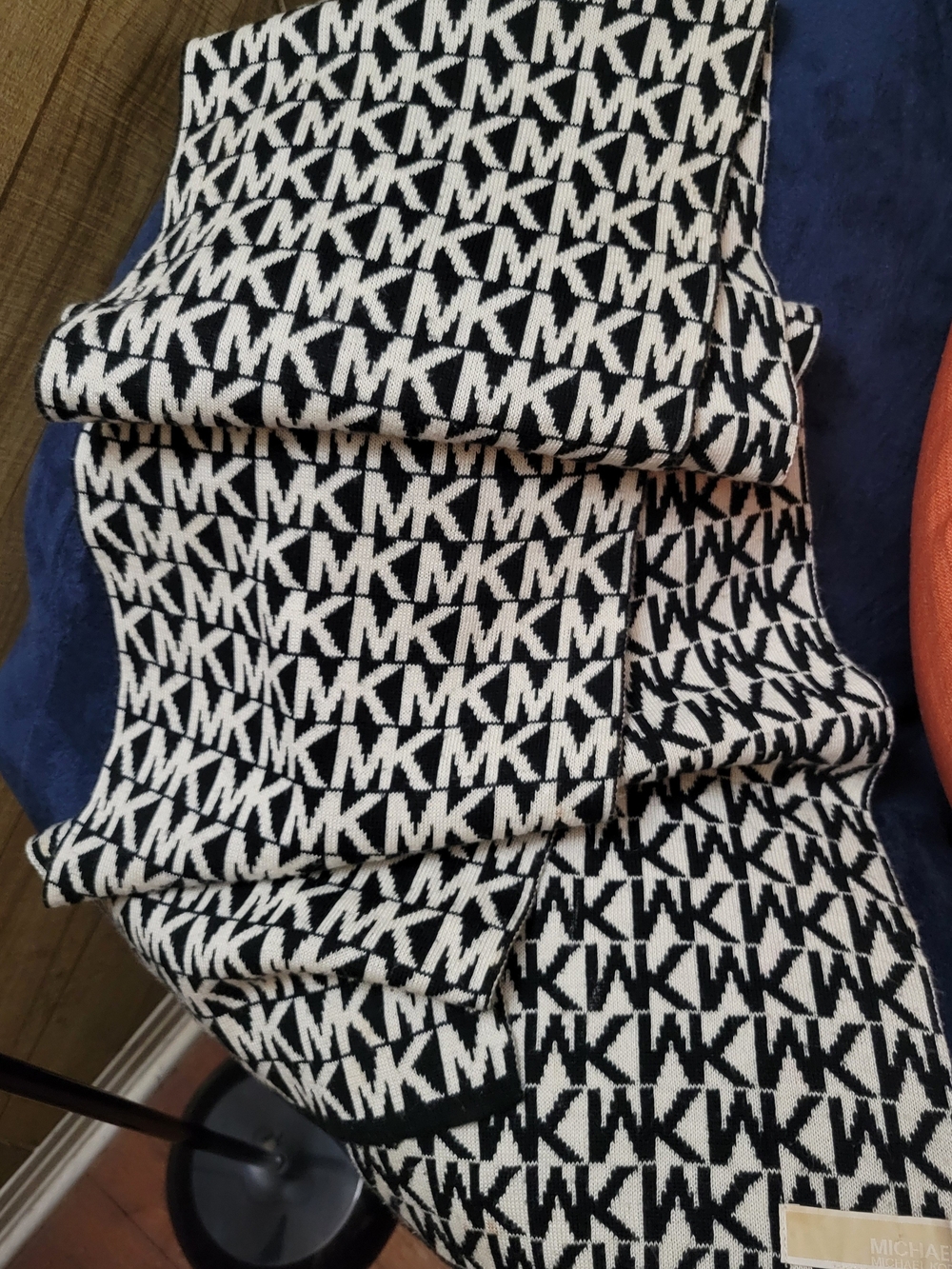 Michael Kors Black & White MK Logo Knit Scarf